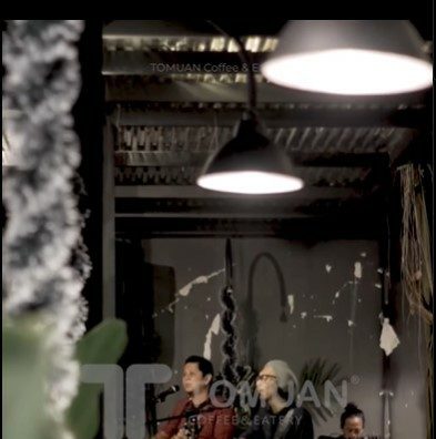 Tomuan Coffee Tempat Hangout Live Music di Solo