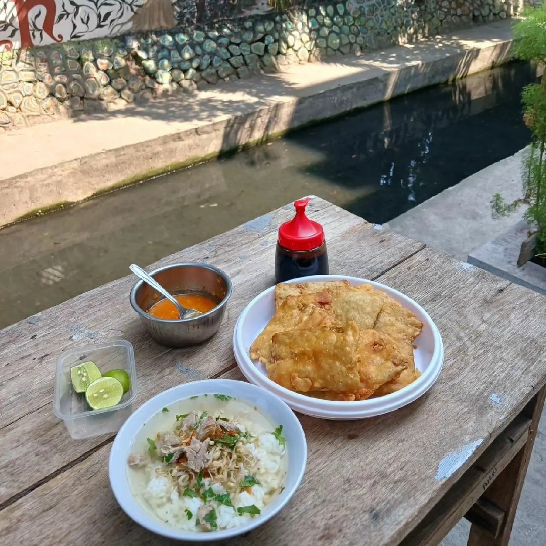 Cobain Kuliner Warung Makan Bu Sri Keprabon Solo