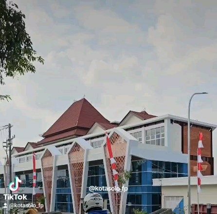 Penampakan Pasar Mebel Gilingan Hampir Jadi