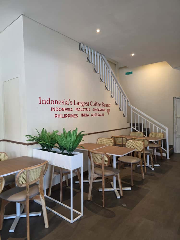 Daftar Harga Menu Kopi Kenangan Fajar Indah Kota Solo