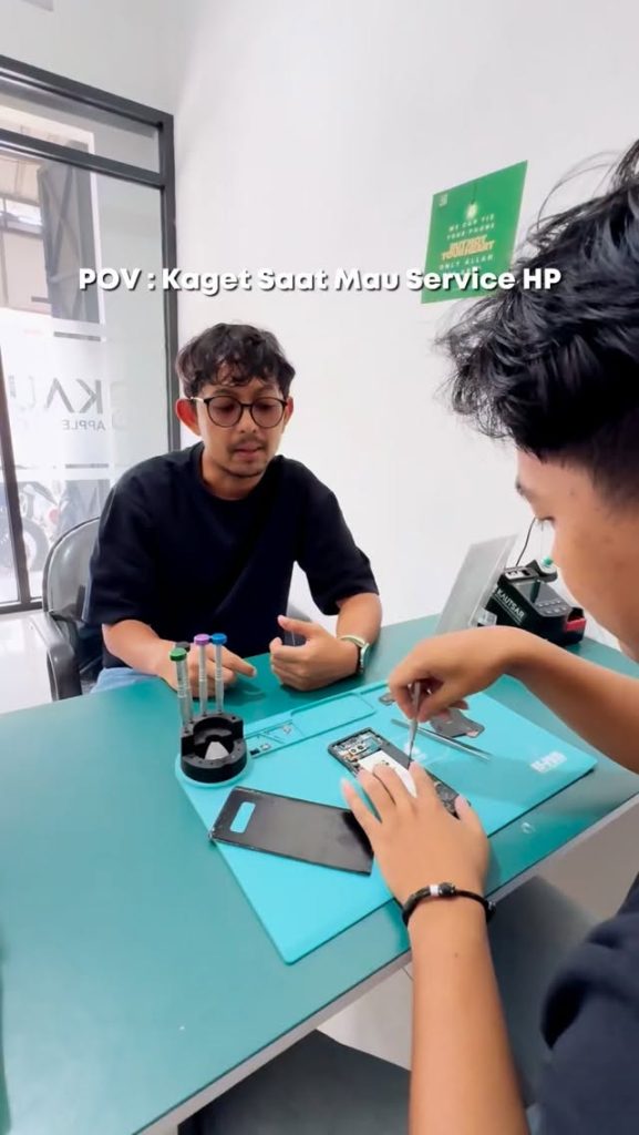 Kautsar iPhone Repair Tempat Service Iphone Kampus UMS Solo