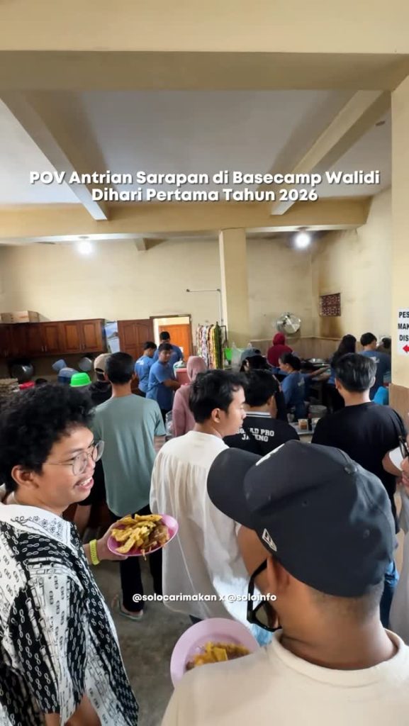 Sarapan Pertama 2026 di Basecamp Walidi Waduk Cengklik