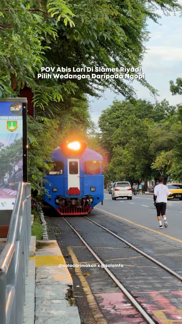 POV Selesai Lari Pagi di Slamet Riyadi Pilih Wedangan Atau Ngopi