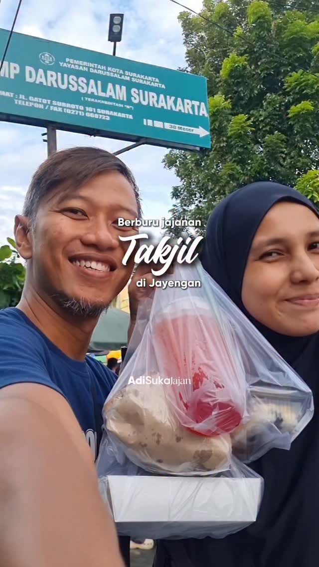 Suasana Berburu Jajanan Takjil di Jayengan Kota Solo